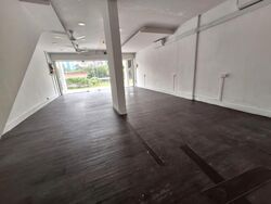 Ang Mo Kio Avenue 10 (D20), Shop House #566713901